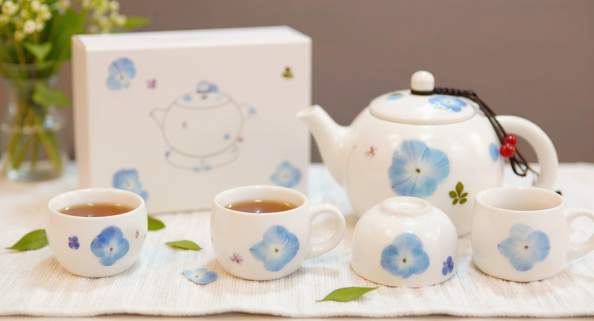 Handmade Porcelain Tea Set Real Pressed Blue Hydrangeas teapot and cups on wood tray