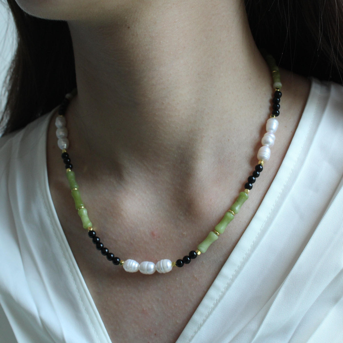 Mala Necklace with black Agate Malachite ,Pearl necklace,Gift for Her, Yoga Healing Crystal Necklace Long Beaded Necklace