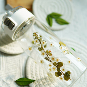 Glass Cup with Preserved Flowers, Lid & Straw