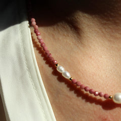 Red Jasper Pearl Necklace｜Natural Gemstone Jewelry｜Earth Energy & Feminine Elegance｜Healing Gift for Her｜Boho Crystal Necklace