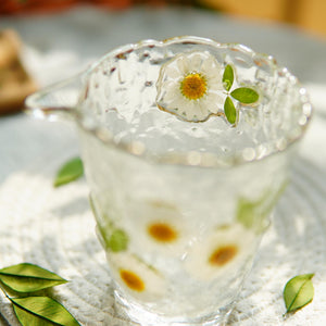 Handcrafted Gaiwan Fair Cup Set — Real Preserved Daisy Flowers