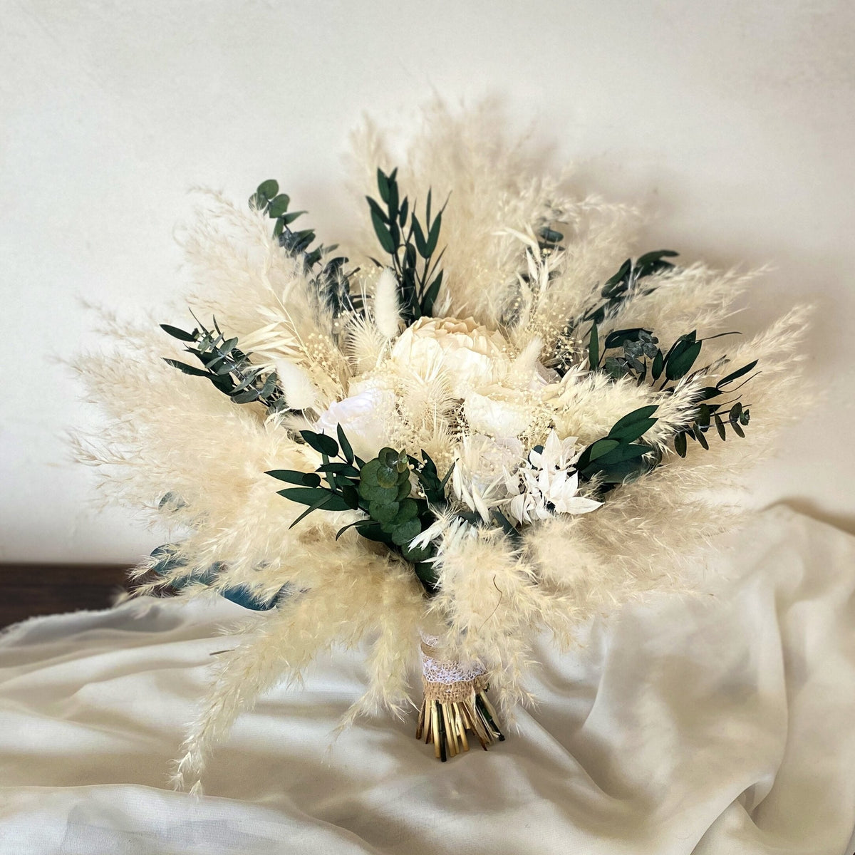 Pampas grass bouquet, Eucalyptus bouquet, large wedding bouquet, bridal bouquet, boho wedding flowers