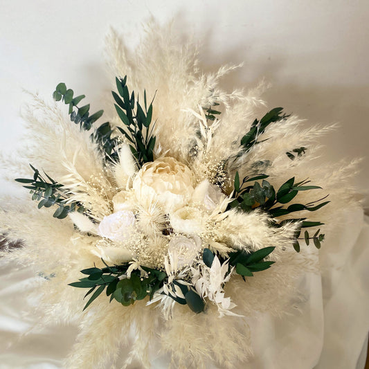 Pampas grass bouquet, Eucalyptus bouquet, large wedding bouquet, bridal bouquet, boho wedding flowers