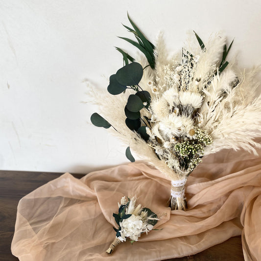 Dried flower bouquet |bridal bouquet| bridesmaid bouquet |dried flower| eucalyptus bouquet |wedding bouquet