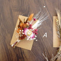 Mini Dried Flower Bouquet  decor Favor gift ,topper Tables