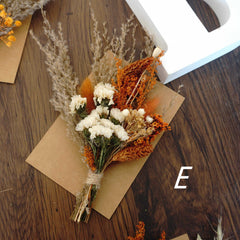 Mini Dried Flower Bouquet  decor Favor gift ,topper Tables