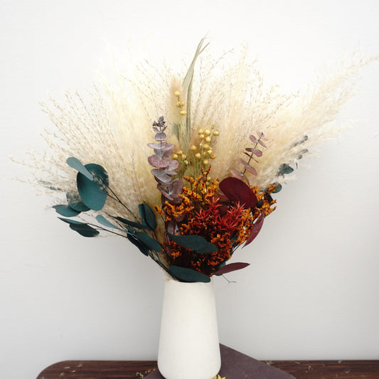 Home decoration , dried flower bouquet, dried pampas grass bouquet, dried flower