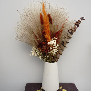Dried pampas flower bouquet, home decoration ,dried flower bouquet ,dried flower bouquet, gypsophila