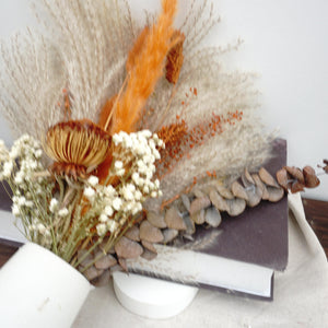 Dried pampas flower bouquet, home decoration ,dried flower bouquet ,dried flower bouquet, gypsophila