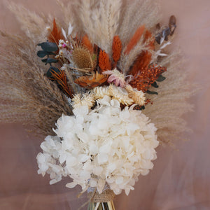 Dried Flower Bouquet with Pampas Grass|Bride bouquet|dried flower|bridalflower|palm leaves bouquet