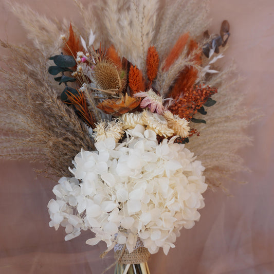 Dried Flower Bouquet with Pampas Grass|Bride bouquet|dried flower|bridalflower|palm leaves bouquet