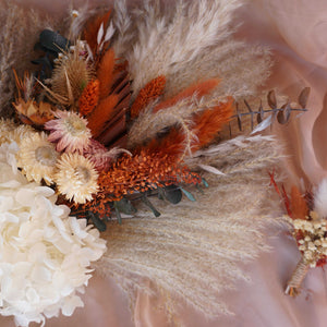 Dried Flower Bouquet with Pampas Grass|Bride bouquet|dried flower|bridalflower|palm leaves bouquet