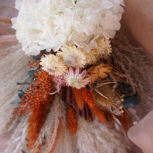 Dried Flower Bouquet with Pampas Grass|Bride bouquet|dried flower|bridalflower|palm leaves bouquet