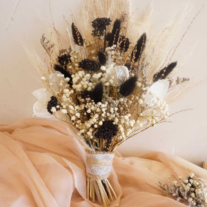 Pampas and black bouquet / pampas grass dried grasses bouquet / dried flower bouquet / boho bridal bouquet