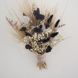 Pampas and black bouquet / pampas grass dried grasses bouquet / dried flower bouquet / boho bridal bouquet