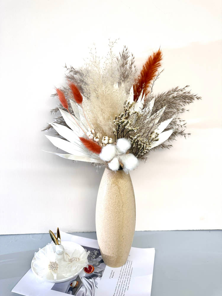Wedding bouquet, bridal bouquet, bridal accessories, dried flowers, winter/fall wedding flowers, preserved roses -PAMPAS grass wholesale and dried flowers wholesale near me