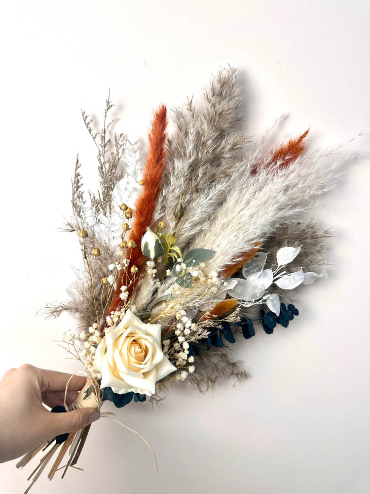 Wedding bouquet, bridal bouquet, bridal accessories, dried flowers, winter/fall wedding flowers, preserved roses -PAMPAS grass wholesale and dried flowers wholesale near me