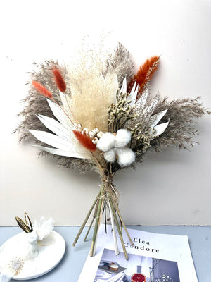 Wedding bouquet, bridal bouquet, bridal accessories, dried flowers, winter/fall wedding flowers, preserved roses -PAMPAS grass wholesale and dried flowers wholesale near me