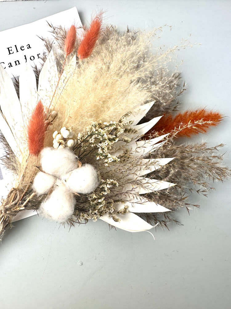 Wedding bouquet, bridal bouquet, bridal accessories, dried flowers, winter/fall wedding flowers, preserved roses -PAMPAS grass wholesale and dried flowers wholesale near me