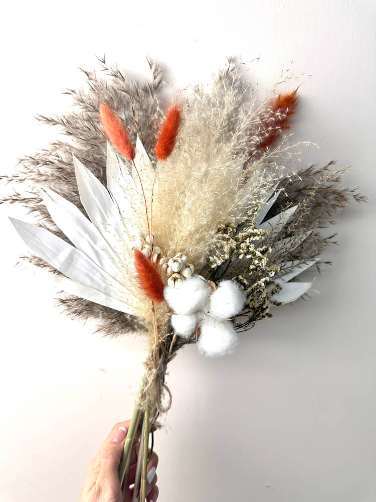 Wedding bouquet, bridal bouquet, bridal accessories, dried flowers, winter/fall wedding flowers, preserved roses -PAMPAS grass wholesale and dried flowers wholesale near me