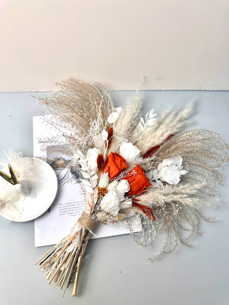 Wedding bouquet, bridal bouquet, bridal accessories, dried flowers, winter/fall wedding flowers, preserved roses -PAMPAS grass wholesale and dried flowers wholesale near me